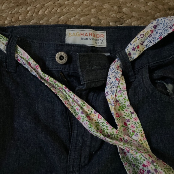 Jeans - Picture 2 of 4